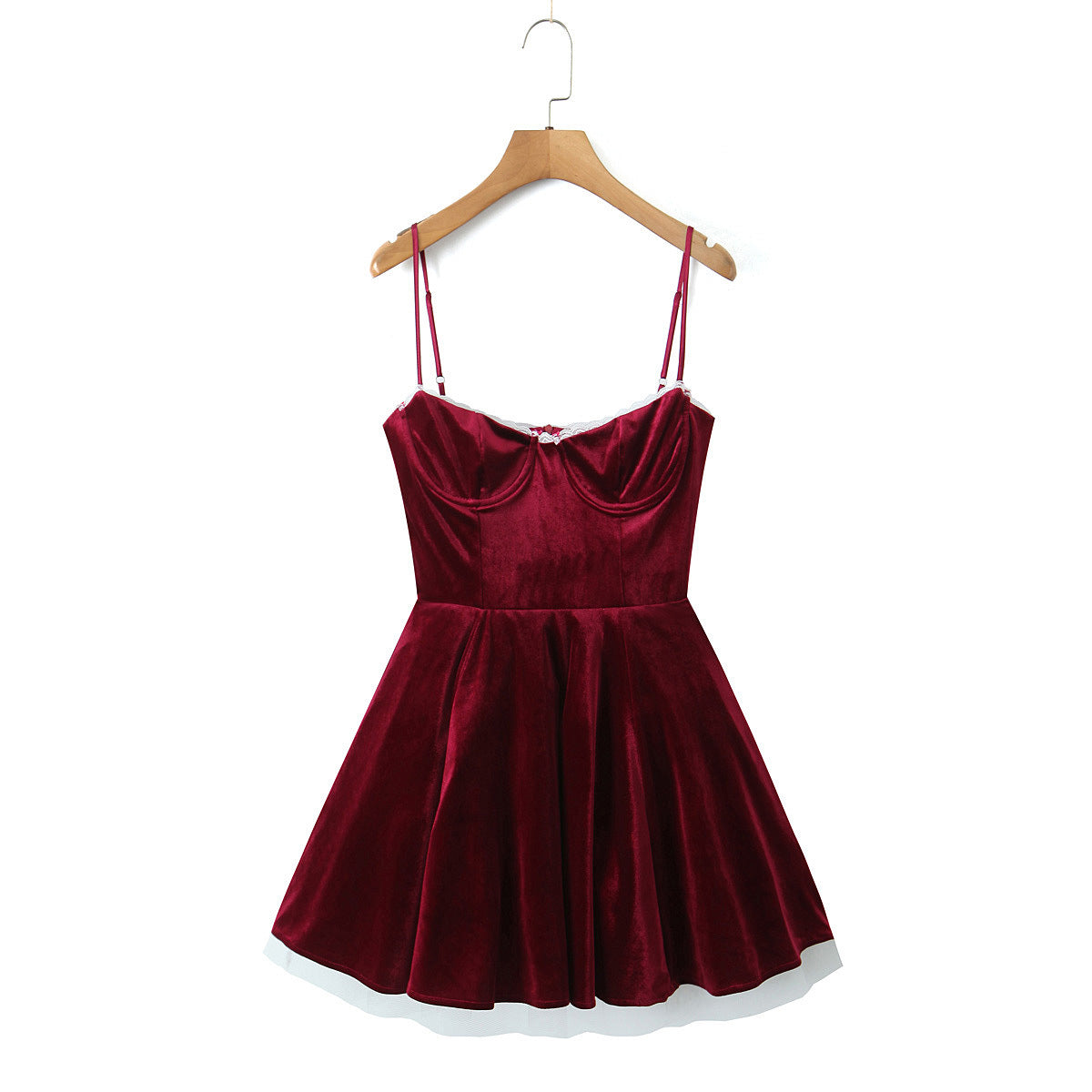 High-end Velvet Slip Dress With A Cinched Waist And Voluminous Skirt