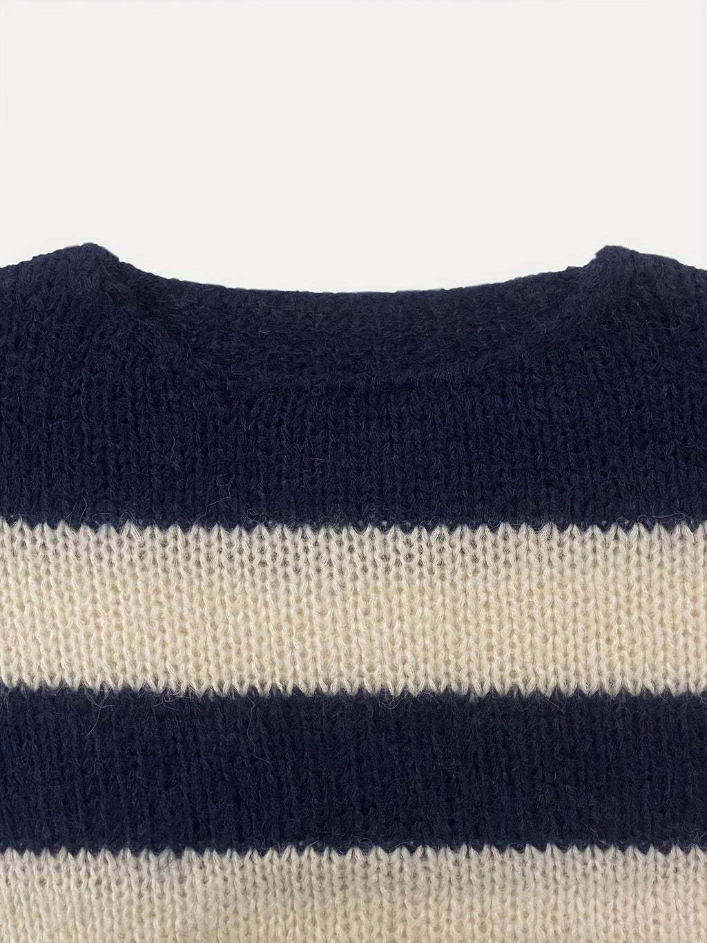 Crew-neck Contrast-striped Loose-fit Casual Chic Versatile Knit Pullover